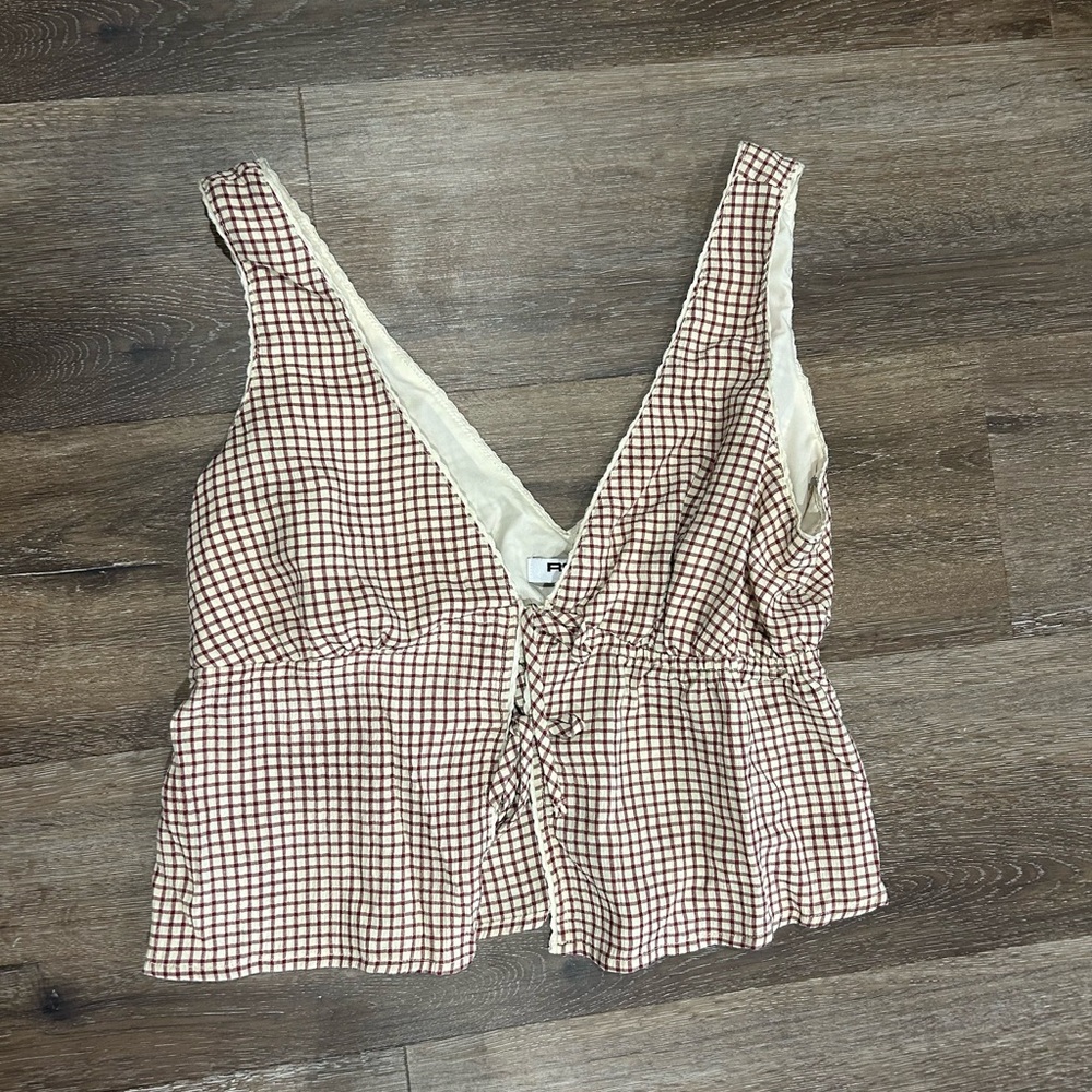 Tilly’s Brown and White Gingham V-Neck Tie-Front Top